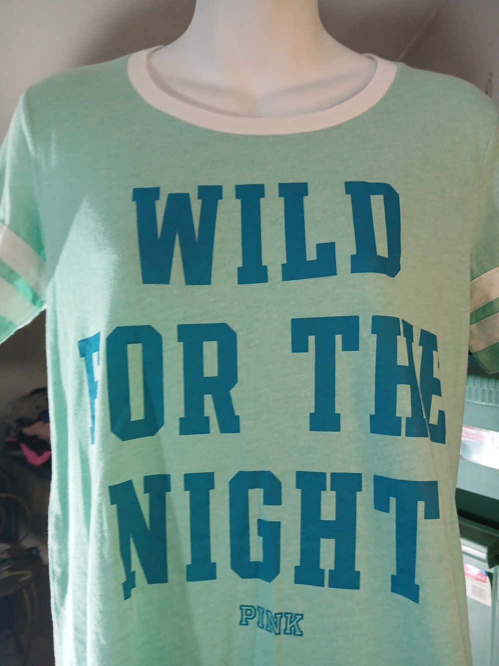 PINK Victoria's Secret Mint Green & Blue Graphic Long Sleep Tee XS New Condition - Picture 3 of 12